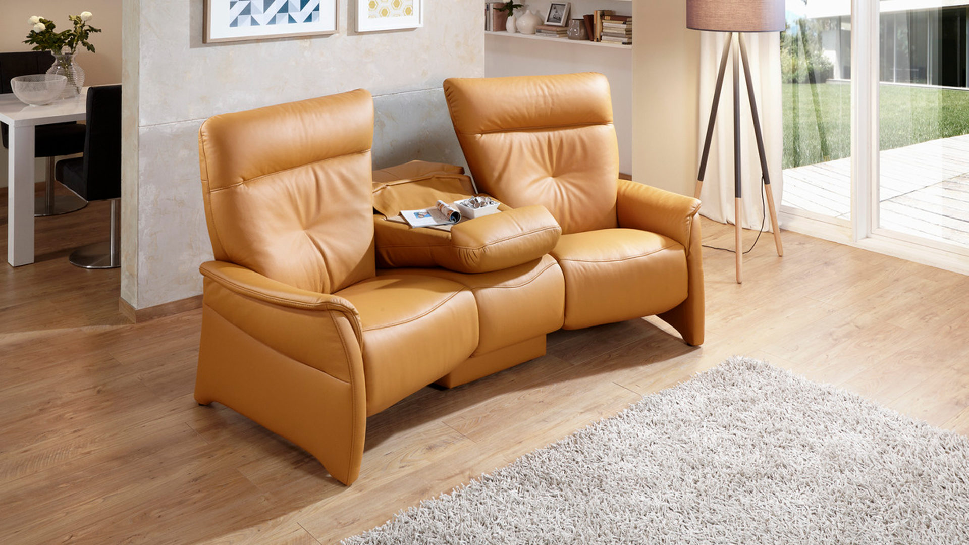 Trapez Sofa Mit Relaxfunktion Zuhause Image Idee